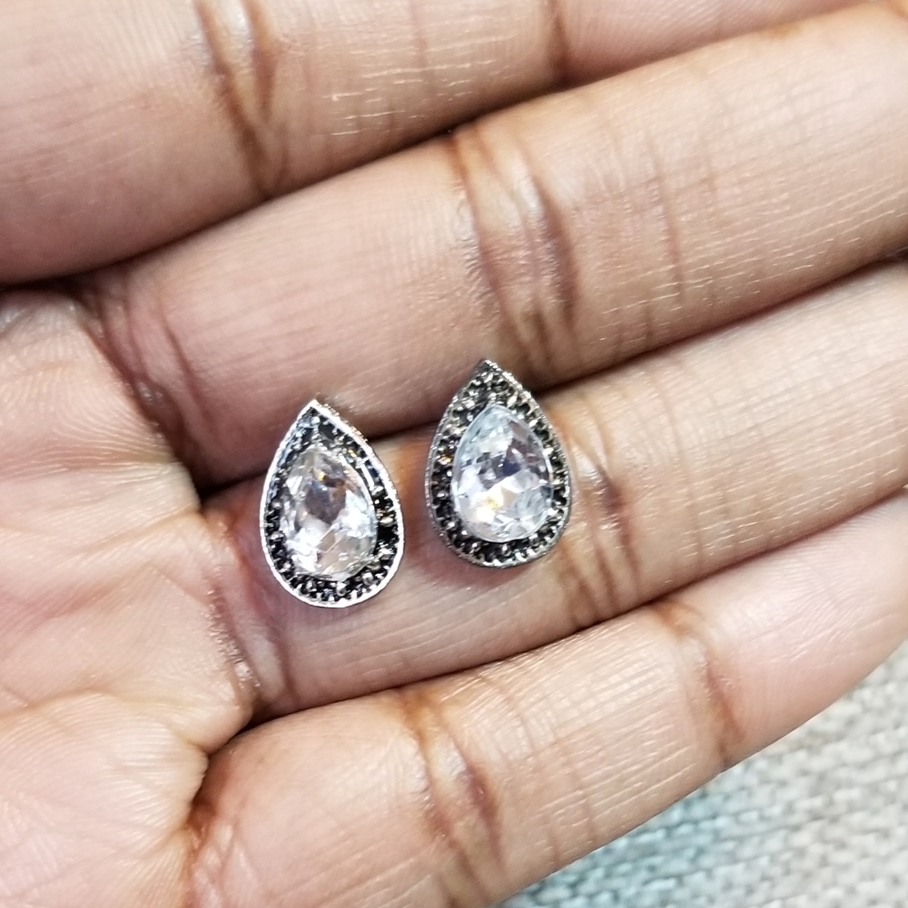 White Tear rhinestone Drop Stud Earrings